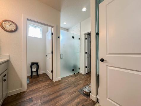1048 Roanoke Lane Kerrville TX 78028