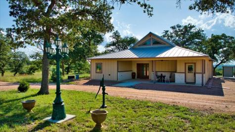 1411 Grape Creek Road Fredericksburg TX 78624