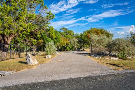326 River Valley Road Ingram TX 78025