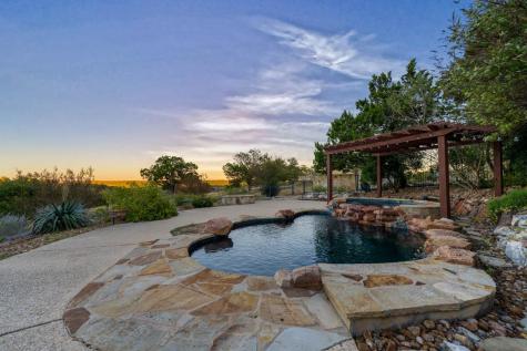 326 River Valley Road Ingram TX 78025