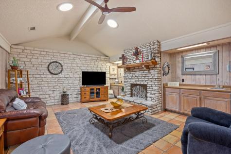 2329 Rock Creek Drive Kerrville TX 78028