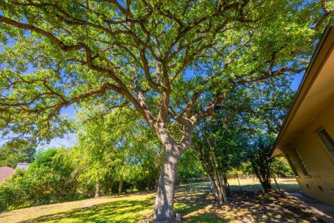 133 Royal Oaks Road Kerrville TX 78028