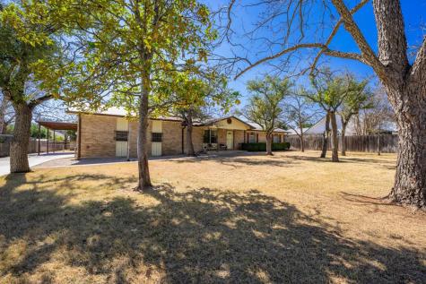 613 Harper Road Kerrville TX 78028