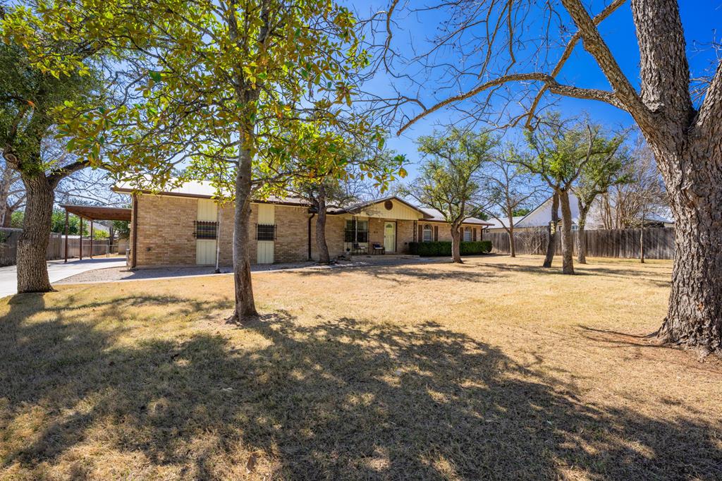 613 Harper Road Kerrville TX 78028