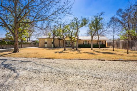 613 Harper Road Kerrville TX 78028