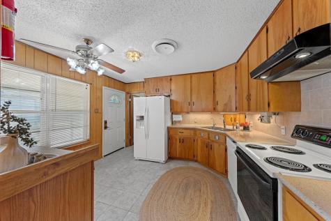 613 Harper Road Kerrville TX 78028