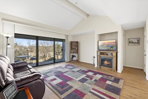 1805-102 West Lane Kerrville TX 78028