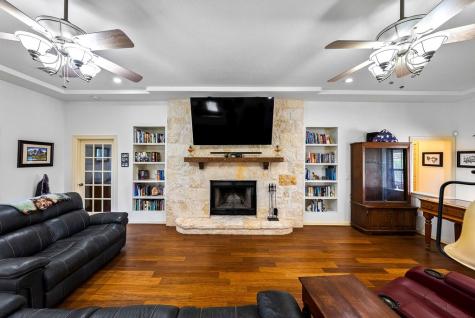 139 Drew Lane Kerrville TX 78028
