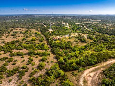 139 Drew Lane Kerrville TX 78028