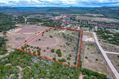 1189 County Road 350 Concan TX 78838