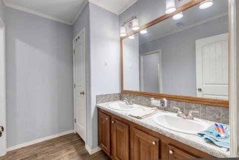 1189 County Road 350 Concan TX 78838