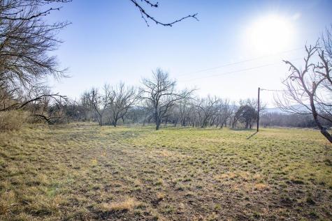 1189 County Road 350 Concan TX 78838