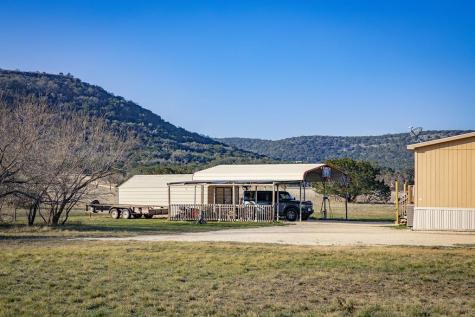 1189 County Road 350 Concan TX 78838