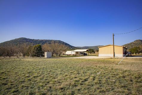 1189 County Road 350 Concan TX 78838