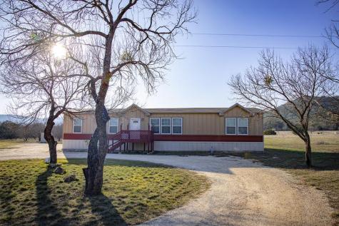 1189 County Road 350 Concan TX 78838