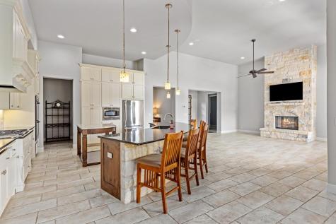 1009 Club House Road Kerrville TX 78028