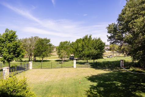 1009 Club House Road Kerrville TX 78028