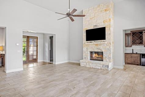 1009 Club House Road Kerrville TX 78028