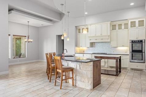 1009 Club House Road Kerrville TX 78028
