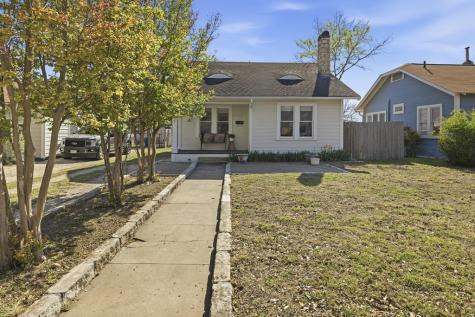 417 Elm Street Kerrville TX 78028