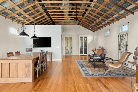416 Highway 27 Comfort TX 78013