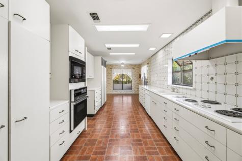 368 Englewood Drive Kerrville TX 78028