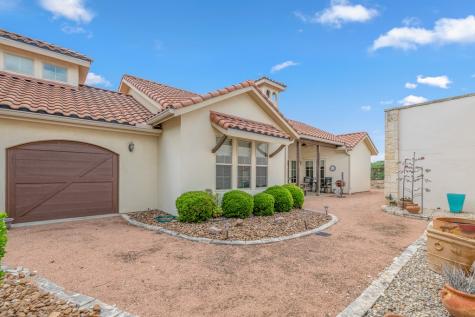 3801-1 Club House Road Kerrville TX 78028