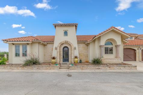 3801-1 Club House Road Kerrville TX 78028