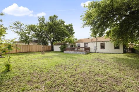 111 Lewis Road Kerrville TX 78028
