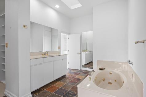 405 Overlook Drive Kerrville TX 78028
