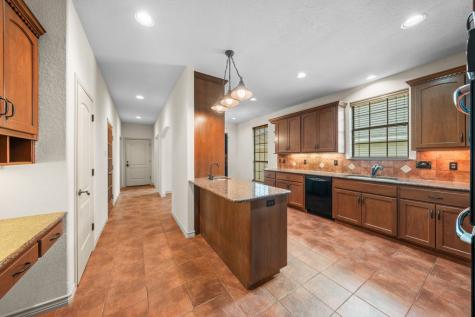 1705 Valencia Drive Kerrville TX 78028