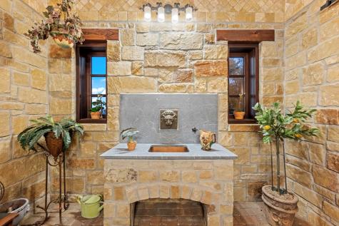 250 Hidden Hills Ranch Road Camp Verde TX 78010