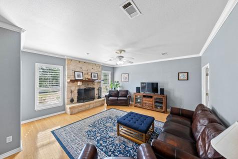 100 Glen Lakes Court Ingram TX 78025