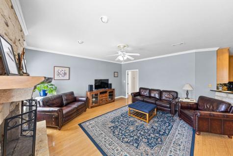 100 Glen Lakes Court Ingram TX 78025