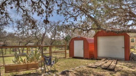 22 George Hoover Lane Leakey TX 78873