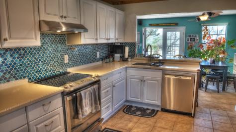 22 George Hoover Lane Leakey TX 78873
