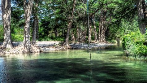 22 George Hoover Lane Leakey TX 78873