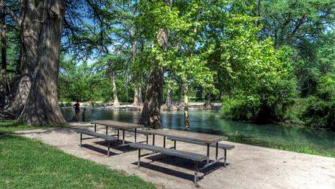 22 George Hoover Lane Leakey TX 78873