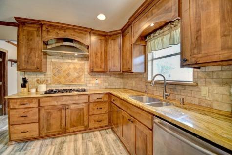 1111 Donna Kay Drive Kerrville TX 78028