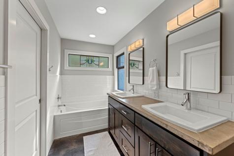 175 Limestone Ridge N Kerrville TX 78028