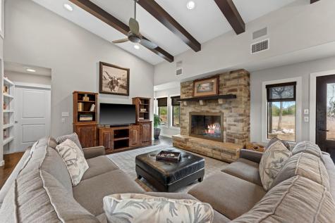 175 Limestone Ridge N Kerrville TX 78028