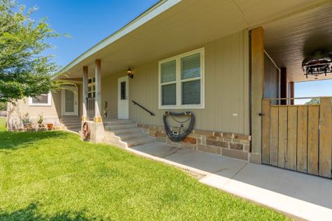 126-130 Robby Lane Kerrville TX 78028