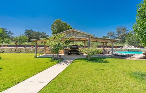 126-130 Robby Lane Kerrville TX 78028