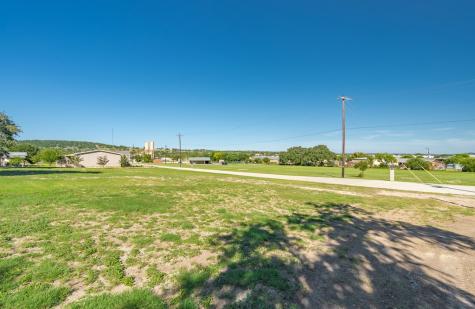 126-130 Robby Lane Kerrville TX 78028