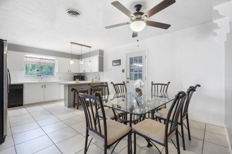 1129 Lake Drive Kerrville TX 78028