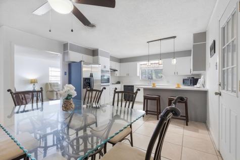 1129 Lake Drive Kerrville TX 78028