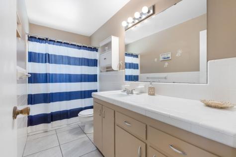1129 Lake Drive Kerrville TX 78028