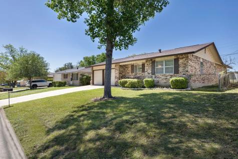 1129 Lake Drive Kerrville TX 78028