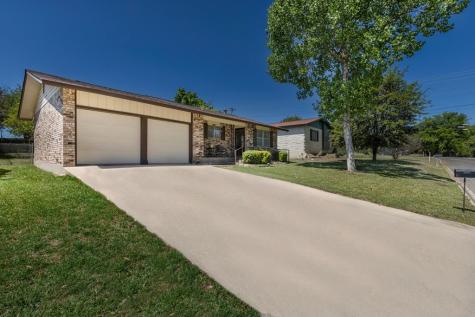 1129 Lake Drive Kerrville TX 78028