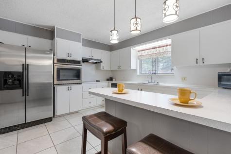 1129 Lake Drive Kerrville TX 78028